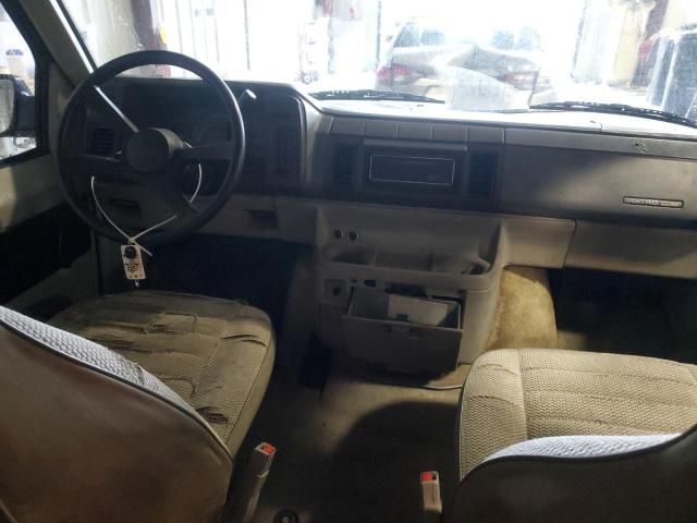 Photo 8 from auction – 1992 CHEVROLET ASTRO with VIN 1GNDM15Z4NB154622