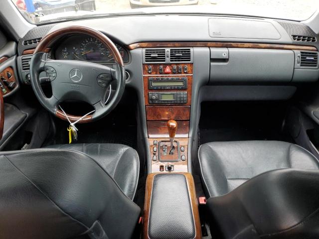 Photo 8 from auction – 2001 MERCEDES-BENZ E320 with VIN WDBJF65J21B210059