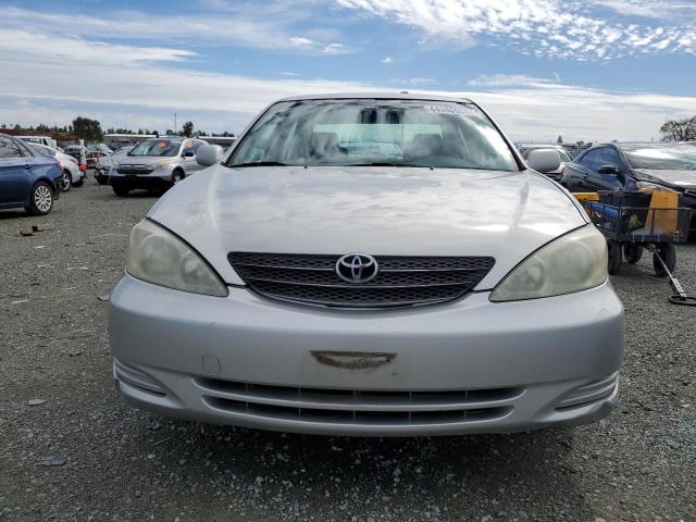 Photo 5 from auction – 2003 TOYOTA CAMRY LE with VIN JTDBE32K930149912