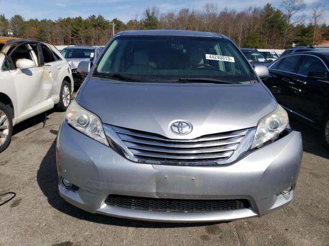 Photo 5 from auction – 2011 TOYOTA SIENNA XLE with VIN 5TDDK3DC5BS027292