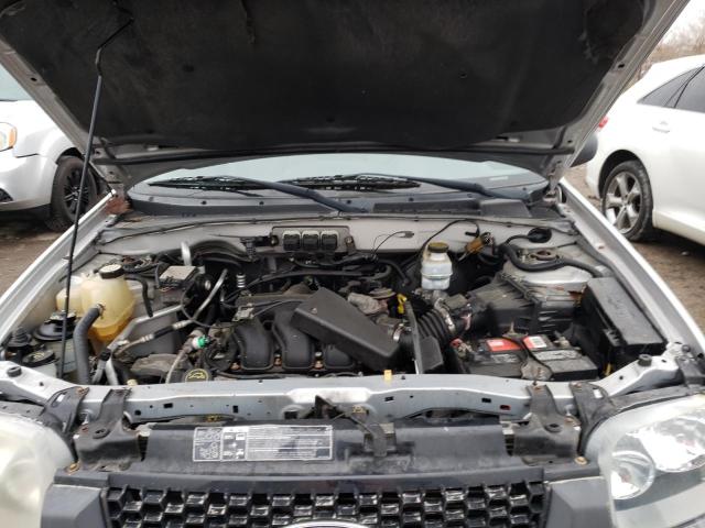 Photo 11 from auction – 2006 FORD ESCAPE XLT with VIN 1FMYU03156KB17786