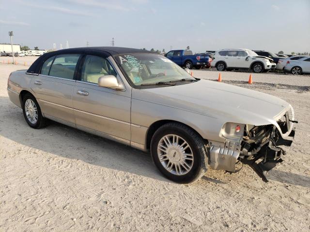 Photo 4 from auction – 2010 LINCOLN TOWN CAR S with VIN 2LNBL8FV3AX616582