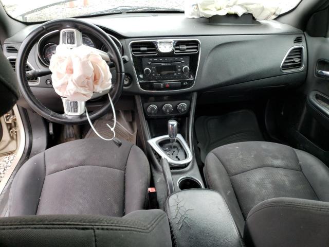 Photo 8 from auction – 2013 CHRYSLER 200 TOURIN with VIN 1C3CCBBB3DN765036