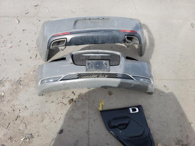 Photo 12 from auction – 2019 CHRYSLER 300 LIMITE with VIN 2C3CCAKG4KH687295