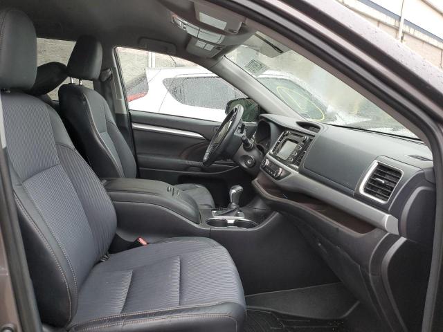 Photo 7 from auction – 2015 TOYOTA HIGHLANDER with VIN 5TDBKRFH2FS076202