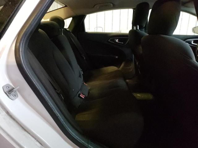 Photo 10 from auction – 2015 CHRYSLER 200 LIMITE with VIN 1C3CCCAB6FN612189