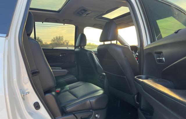 Photo 6 from auction – 2017 HONDA PILOT ELIT with VIN 5FNYF6H08HB040817
