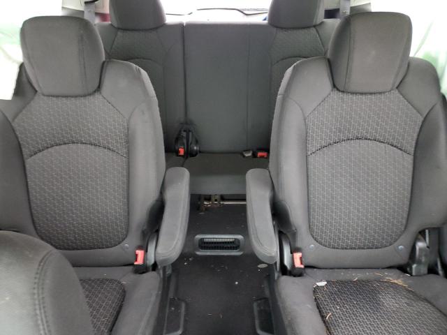 Photo 10 from auction – 2010 CHEVROLET TRAVERSE L with VIN 1GNLRFED1AJ256443