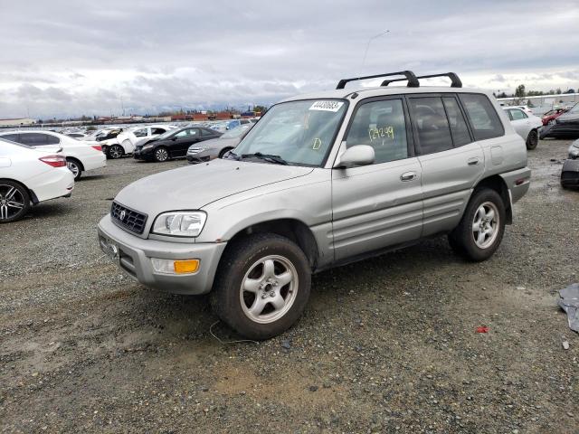 TOYOTA RAV4 2000 with VIN JT3GP10V7Y7076639 - Photo from auction