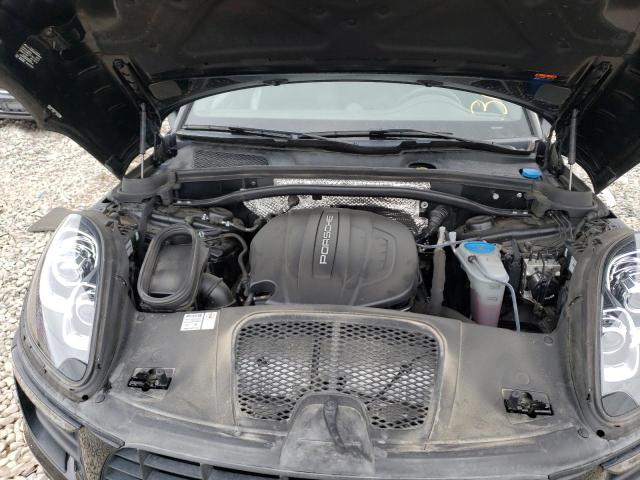 Photo 11 from auction – 2018 PORSCHE MACAN with VIN WP1AA2A52JLB19304