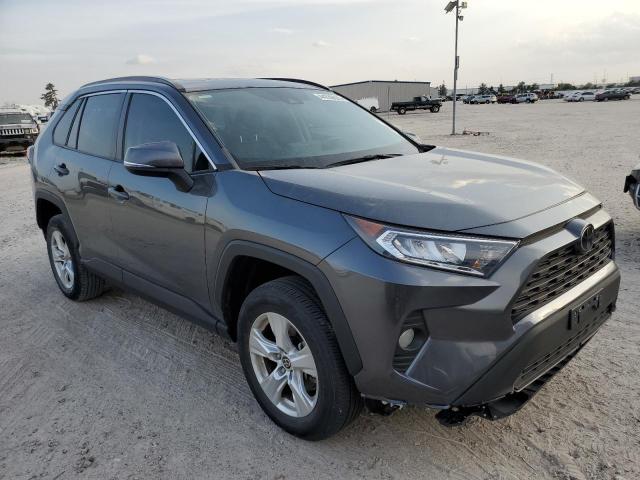Photo 4 from auction – 2021 TOYOTA RAV4 XLE with VIN 2T3W1RFV6MC123867