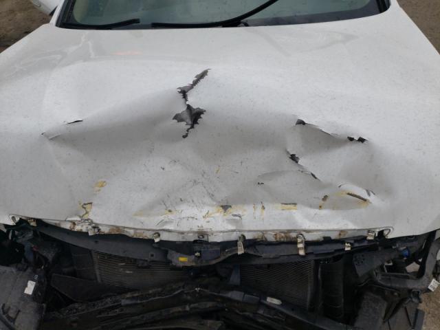 Photo 11 from auction – 2013 HYUNDAI SONATA HYB with VIN KMHEC4A47DA098297