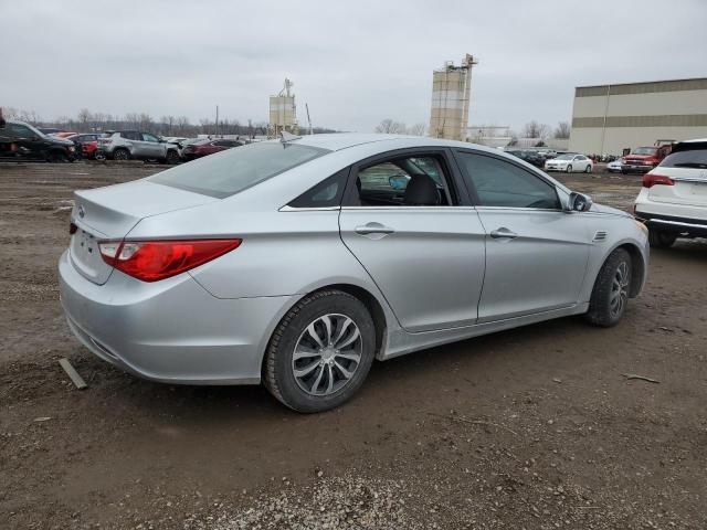 Photo 3 from auction – 2013 HYUNDAI SONATA GLS with VIN 5NPEB4AC1DH533855