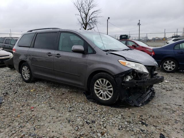 Photo 4 from auction – 2011 TOYOTA SIENNA XLE with VIN 5TDYK3DC8BS124116