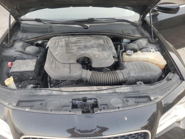 Photo 11 from auction – 2015 CHRYSLER 300 LIMITE with VIN 2C3CCAAG1FH894038