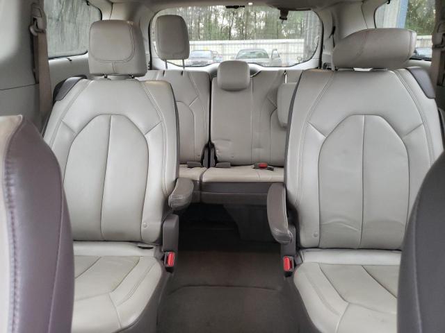 Photo 10 from auction – 2017 CHRYSLER PACIFICA T with VIN 2C4RC1BG0HR583752