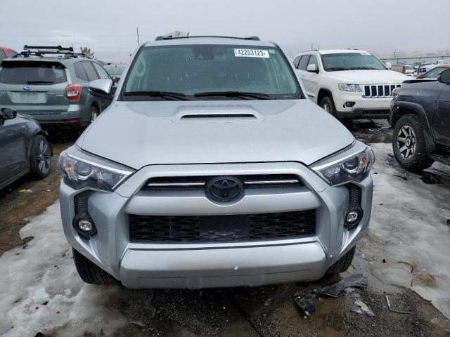 Photo 5 from auction – 2022 TOYOTA 4RUNNER SR with VIN JTERU5JR4N5996494