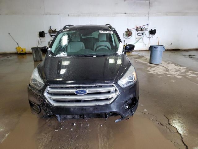 Photo 5 from auction – 2017 FORD ESCAPE SE with VIN 1FMCU9GDXHUC98779
