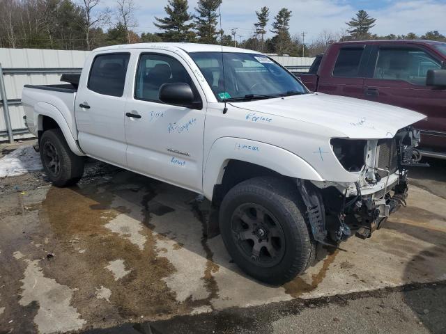 Photo 4 from auction – 2015 TOYOTA TACOMA DOU with VIN 3TMLU4EN8FM184171