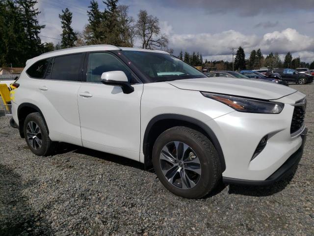 Photo 4 from auction – 2022 TOYOTA HIGHLANDER with VIN 5TDHZRBH4NS162086