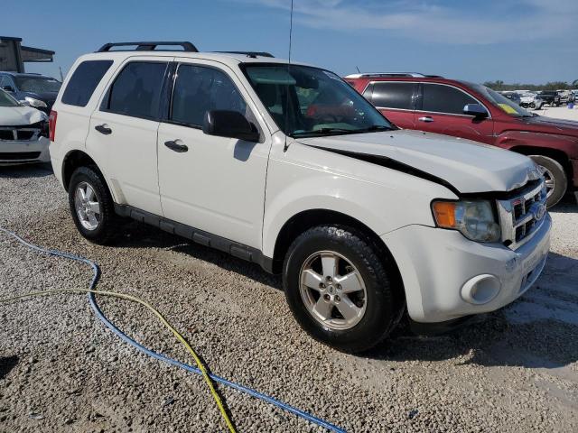 صورة رقم 4 من المزاد - 2010 FORD ESCAPE XLT مع VIN 1FMCU0DG3AKD28085