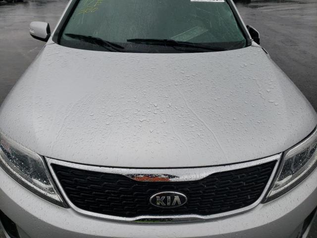 Photo 12 from auction – 2015 KIA SORENTO LX with VIN 5XYKT3A61FG630701