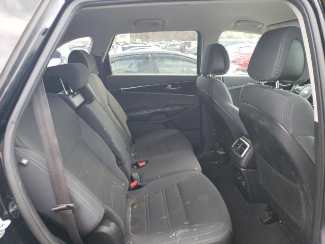 Photo 10 from auction – 2016 KIA SORENTO LX with VIN 5XYPGDA33GG171114
