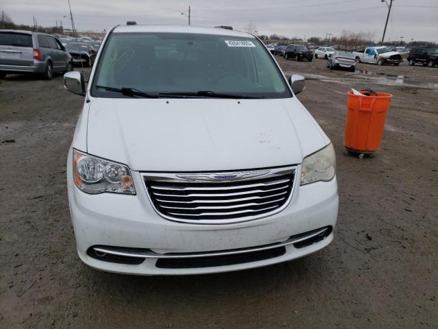 Photo 5 from auction – 2013 CHRYSLER TOWN & COU with VIN 2C4RC1CG2DR816099