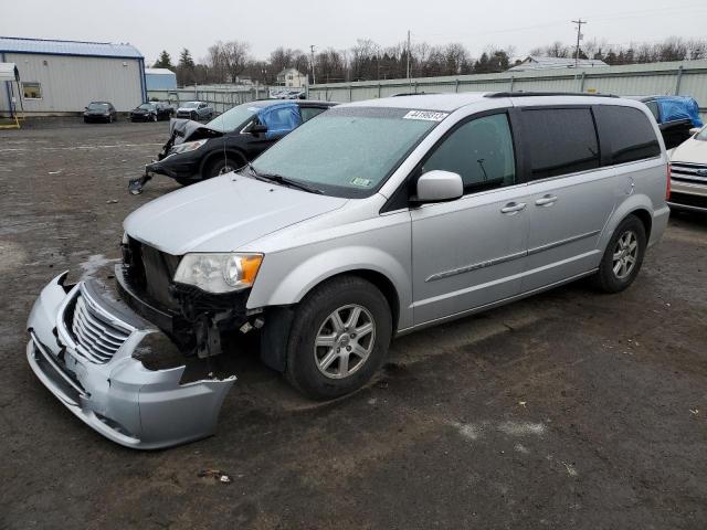 CHRYSLER TOWN & COU 2011 with VIN 2A4RR5DG0BR789125 - Photo from auction