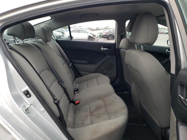 Photo 10 from auction – 2015 KIA FORTE LX with VIN KNAFK4A64F5372917