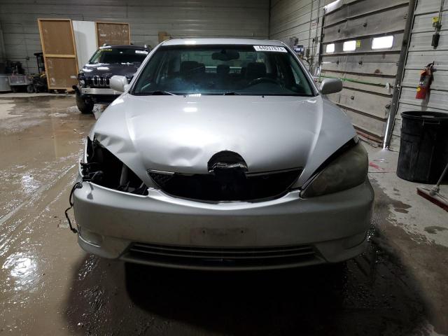 Photo 5 from auction – 2005 TOYOTA CAMRY LE with VIN 4T1BE32K45U637799