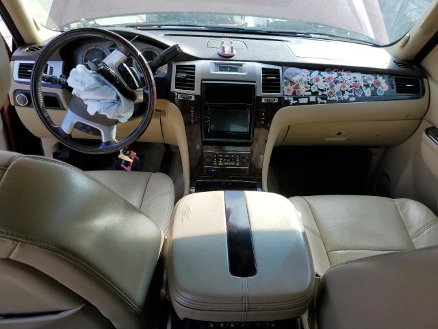 Photo 8 from auction – 2010 CADILLAC ESCALADE L with VIN 1GYUKBEF3AR136621