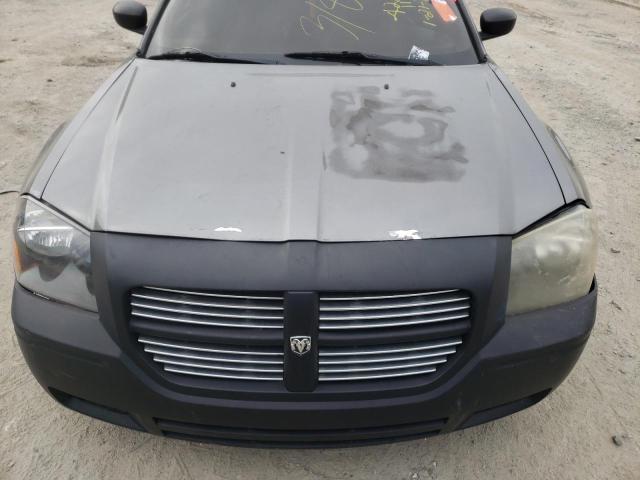 Photo 11 from auction – 2005 DODGE MAGNUM SXT with VIN 2D8FV48V15H575859