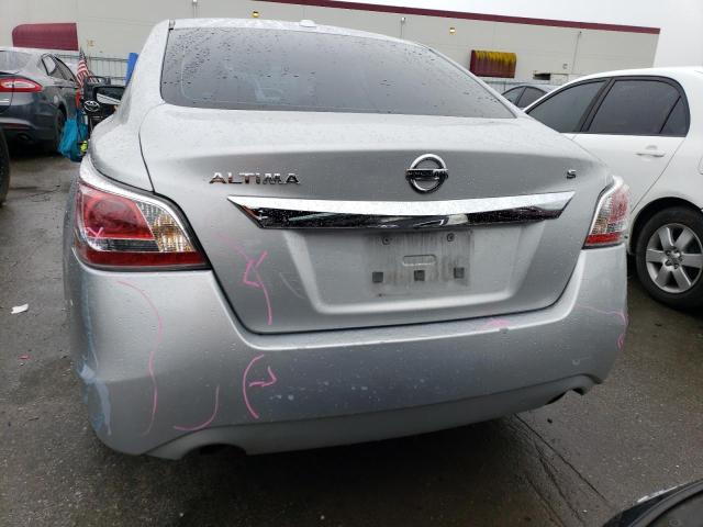 Photo 6 from auction – 2015 NISSAN ALTIMA 2.5 with VIN 1N4AL3AP5FN320165