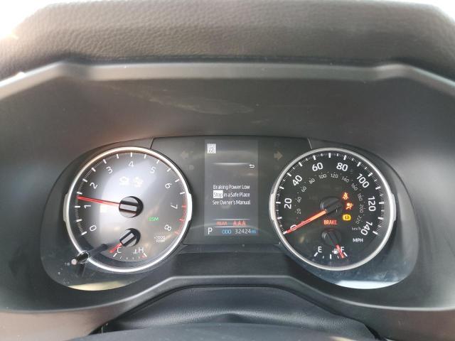 Photo 9 from auction – 2020 TOYOTA RAV4 XLE with VIN 2T3W1RFV8LW098564