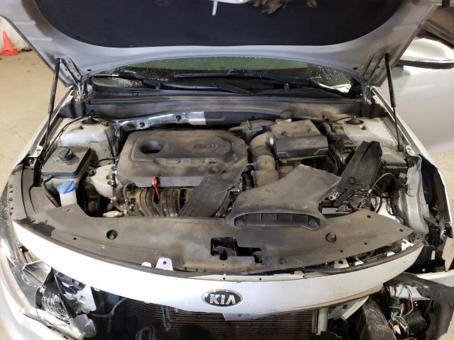 Photo 11 from auction – 2017 KIA OPTIMA EX with VIN 5XXGU4L38HG145541