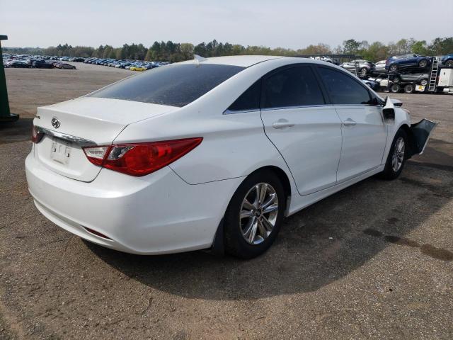 Photo 3 from auction – 2012 HYUNDAI SONATA GLS with VIN 5NPEB4AC3CH456095