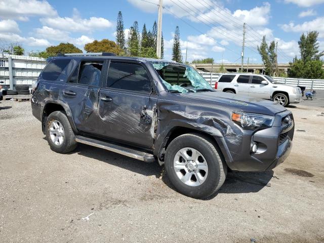 Photo 4 from auction – 2019 TOYOTA 4RUNNER SR with VIN JTEZU5JR2K5203852