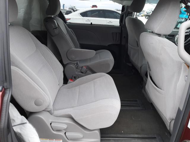 Photo 11 from auction – 2017 TOYOTA SIENNA LE with VIN 5TDKZ3DC8HS781332
