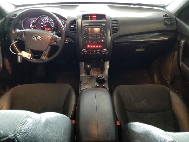 Photo 8 from auction – 2011 KIA SORENTO EX with VIN 5XYKU3A12BG009706