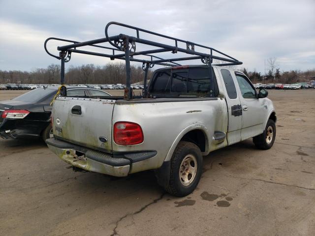 Photo 3 from auction – 2003 FORD F150 with VIN 2FTRX08W53CA47405