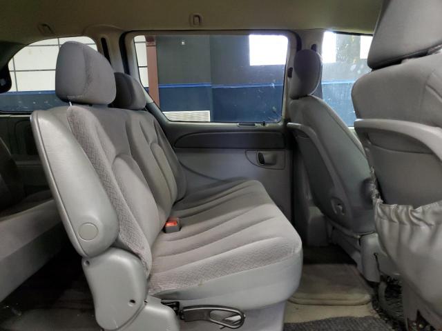 Photo 11 from auction – 2006 CHRYSLER TOWN & COU with VIN 1A4GP45R96B548983