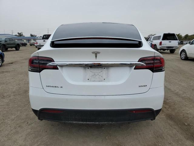 Photo 6 from auction – 2017 TESLA MODEL X with VIN 5YJXCAE29HF052987