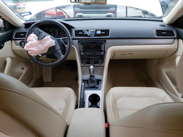 Photo 8 from auction – 2014 VOLKSWAGEN PASSAT SE with VIN 1VWBN7A32EC095675
