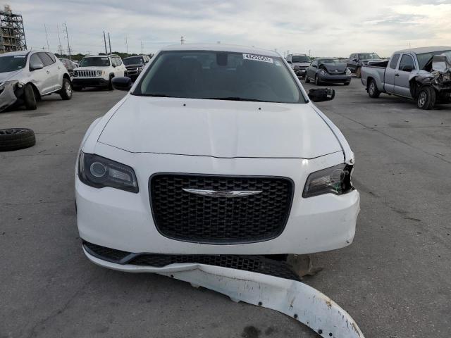 Photo 5 from auction – 2019 CHRYSLER 300 TOURIN with VIN 2C3CCAAG5KH590320