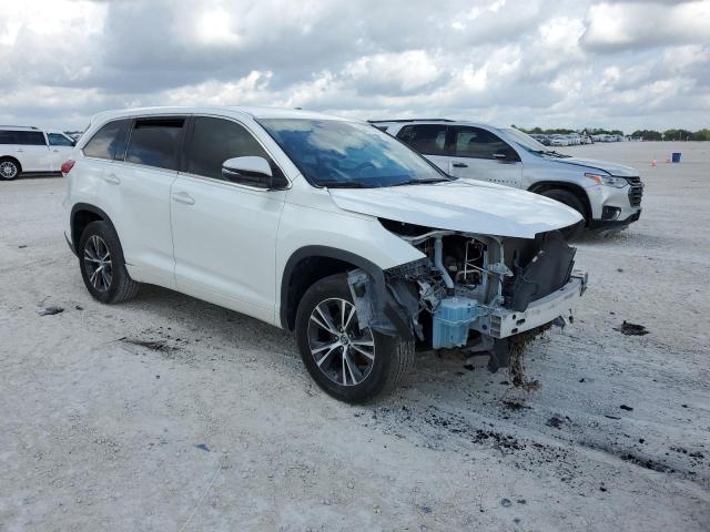 Photo 4 from auction – 2018 TOYOTA HIGHLANDER with VIN 5TDZZRFH6JS235662