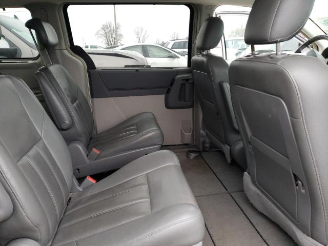 Photo 11 from auction – 2008 CHRYSLER TOWN & COU with VIN 2A8HR54P08R651796
