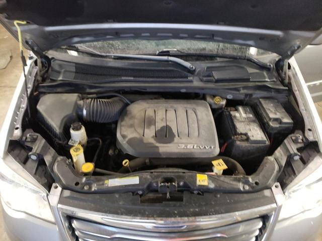 Photo 12 from auction – 2013 CHRYSLER TOWN & COU with VIN 2C4RC1BG0DR631289