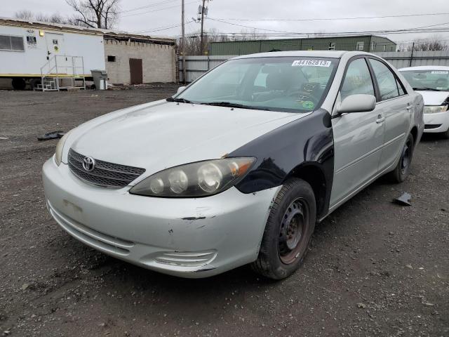 TOYOTA CAMRY LE 2003 with VIN 4T1BE32KX3U257945 - Photo from auction