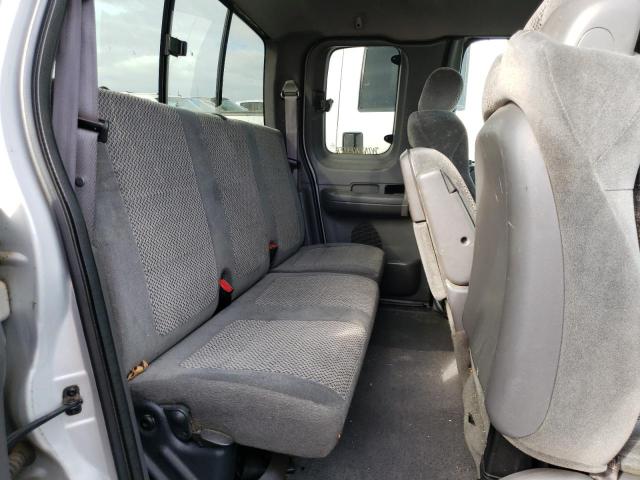 Photo 10 from auction – 2001 FORD F150 with VIN 1FTRX18L51NA98101